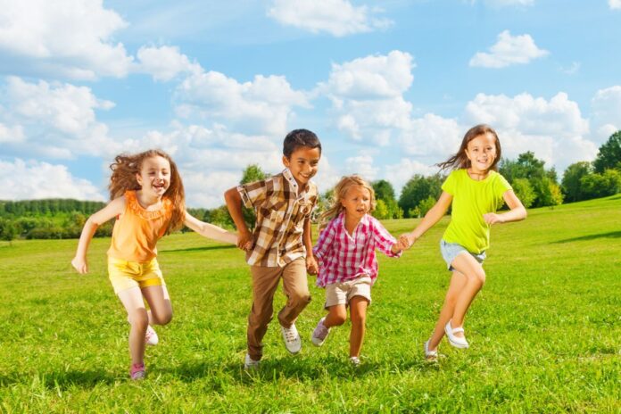 ĐỪNG ĐỂ CON BẠN BẮT ĐẦU CUỘC ĐUA CUỘC ĐỜI Ở VẠCH XUẤT PHÁT THẤP