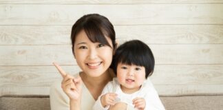 ĐÂU LÀ GIAI ĐOẠN CON CẦN MẸ NHẤT?