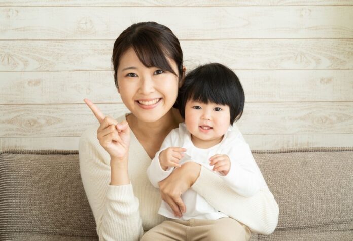 ĐÂU LÀ GIAI ĐOẠN CON CẦN MẸ NHẤT?