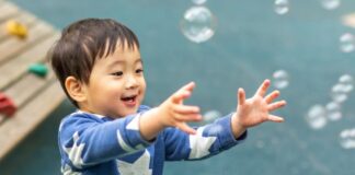 BA ĐIỀU ĐƠN GIẢN CHA MẸ NÊN LÀM ĐỂ ĐỨA TRẺ TRỞ NÊN " BIẾT NGHĨ"