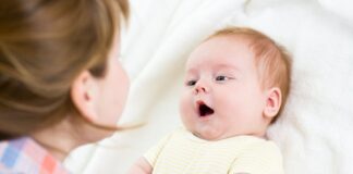 VÌ SAO NGÀY NAY CÓ CẢM GIÁC “NHIỀU TRẺ CHẬM NÓI HƠN”?