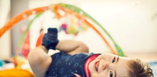 Những cột mốc trong hành trình làm mẹ của bạn