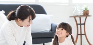 NÓI NHƯ THẾ NÀO ĐỂ TRẺ HIỂU-NGHE LỜI VÀ LÀM THEO